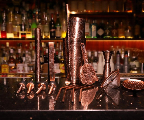 Should You Buy a Vintage Cocktail Shaker or a Modern Art Deco Cocktail – Advanced Mixology