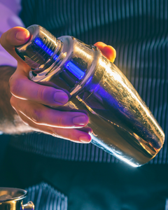 COCKTAIL SHAKER
