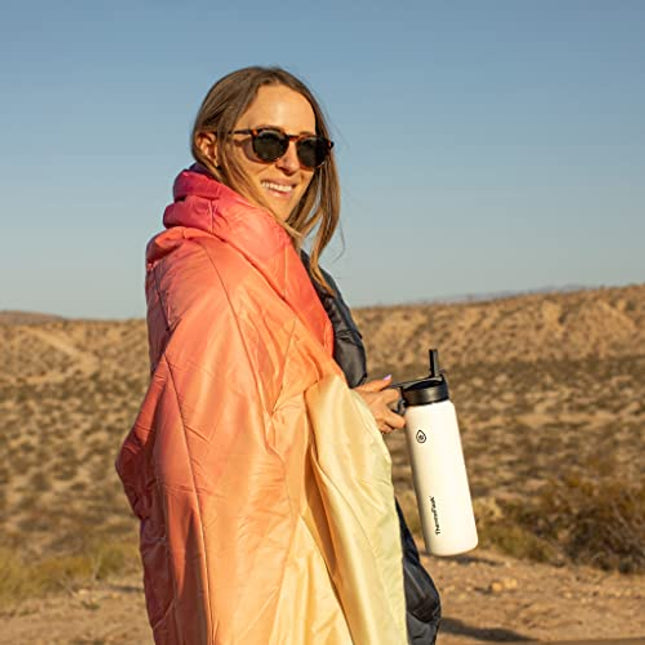 Thermoflask Double Wall Vacuum Stainless Steel Insulated Water Bottle with Two Lids, 24 Ounce, White