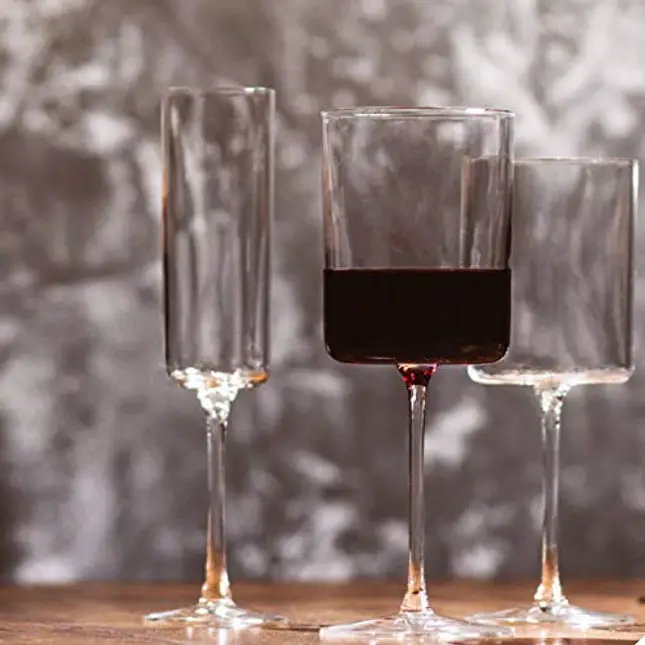 BENETI Exquisite Wine Glasses Set of 2, Handmade In Europe
