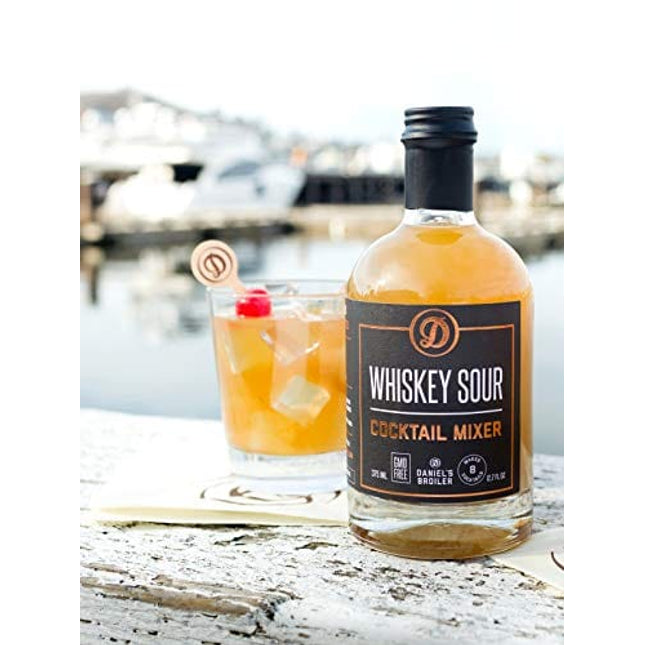 Daniel’s Broiler, Whiskey Sour Cocktail Mixer, Straight from our Steakhouse, Just Add Spirits & Garnish, Craft Cocktails made in Small Batches with Lemon, Lime & Organic Sugar (375 ml)