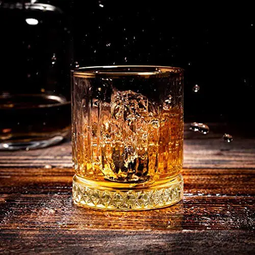 https://advancedmixology.com/cdn/shop/products/hediyesepeti-kitchen-hediyesepeti-whiskey-glass-and-stones-set-old-fashioned-bourbon-whisky-glass-gift-set-with-12-pieces-whiskey-stones-gift-box-for-men-dad-husband-birthdays-and-gro_44ae1a5e-8f86-4877-b4fe-e808508fad51.jpg?v=1681188761