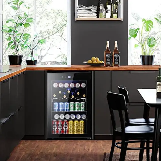 Kismile 4.5 Cu.ft Beverage Refrigerator and Cooler, 145 Can Mini Fridge Glass Door w/Digital Temperature Display for Soda, Beer or Wine, Small Drink Dispenser Cooler for Home, Office or Bar