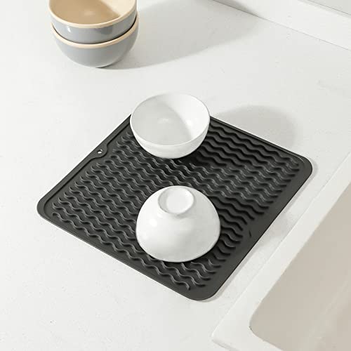 MR.CHOU Silicone Bar Mat, Thick Durable Dish Drying Mats for Kitchen  Counter, Heat-Resistant & Food Safe Coffee Mat for Cafe Restaurants, 12 X  6