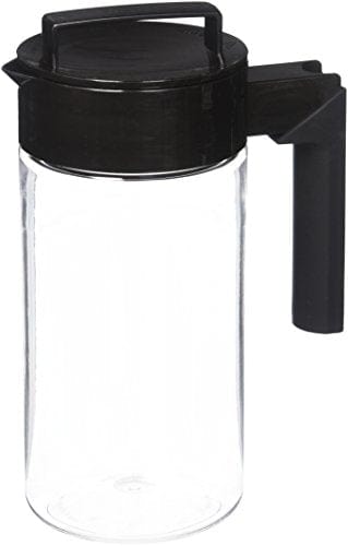 https://advancedmixology.com/cdn/shop/products/takeya-kitchen-takeya-patented-and-airtight-pitcher-made-in-the-usa-1-quart-black-29010116444223.jpg?v=1644329293