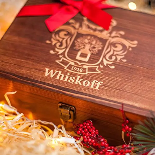 𝗕𝗘𝗦𝗧 𝗚𝗜𝗙𝗧: Gifts For Men Dad - Whiskey Glass Set of 2 - Bourbon Whiskey Stones Wood Box Gift Set - Includes Crystal Whisky Glasses, Chilling Rocks, Slate Coasters for Scotch Wisky Burbon Gifts